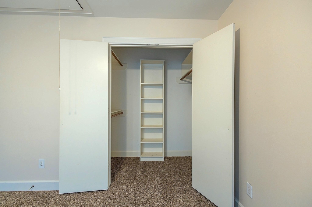 5941 South Loop E - Photo 38
