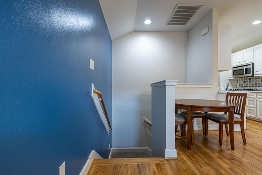 5941 South Loop E - Photo 10