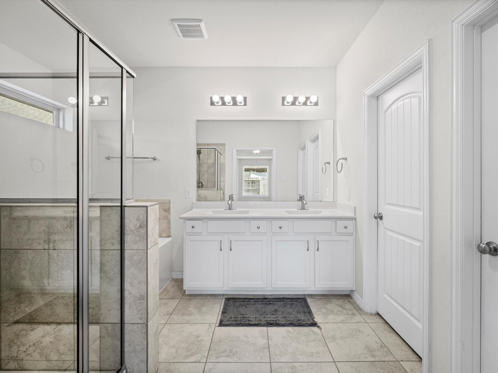 8915 English Manor Drive - Photo 16