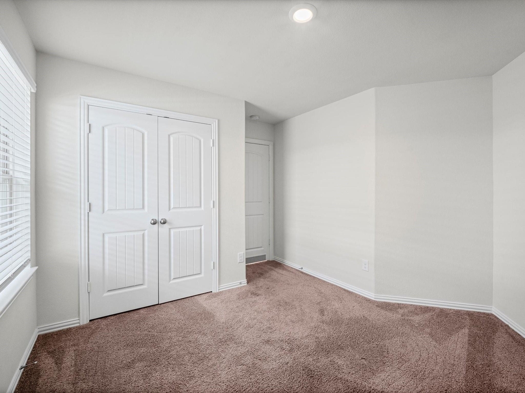 8915 English Manor Drive - Photo 24