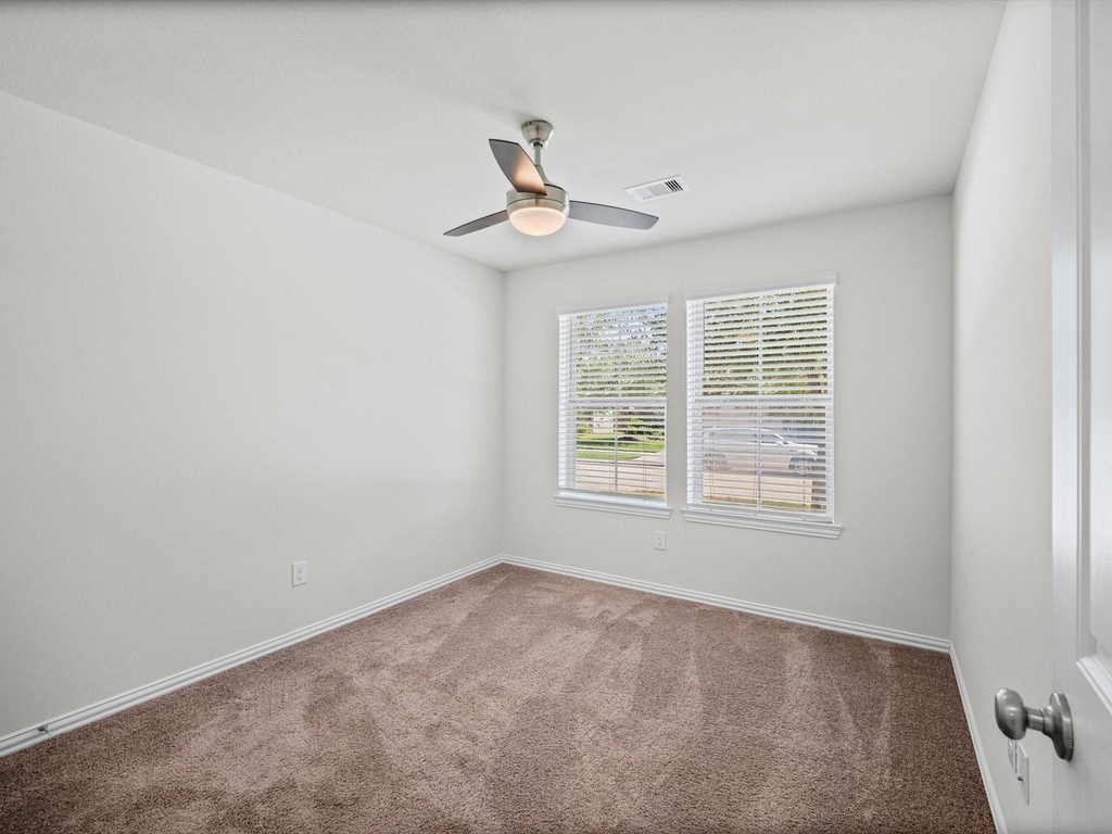 8915 English Manor Drive - Photo 21