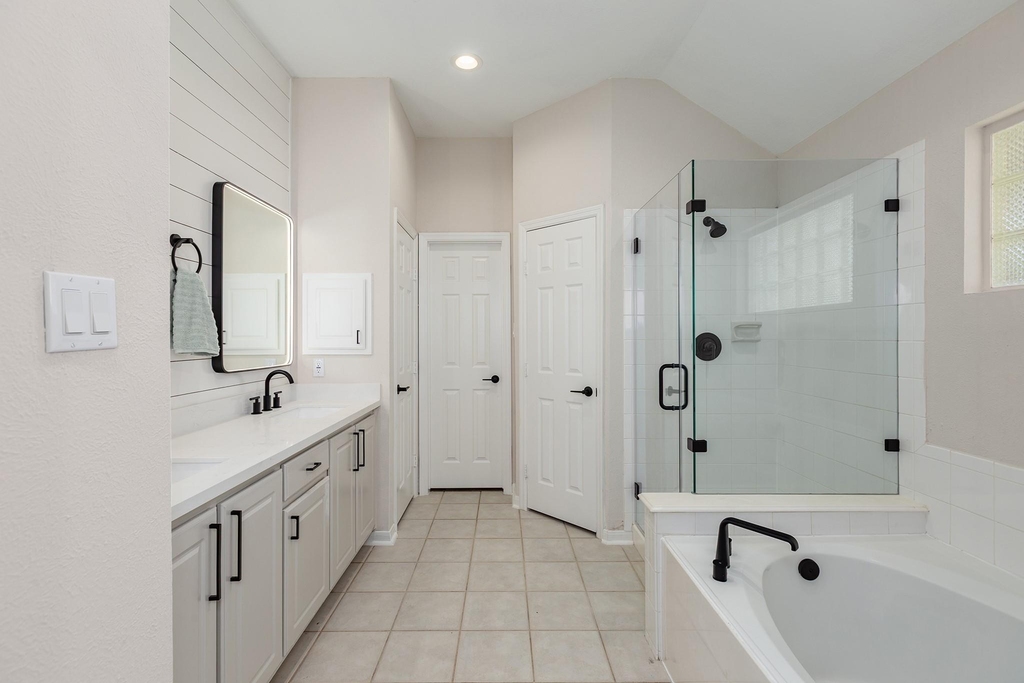 42 Camber Pine Place - Photo 22