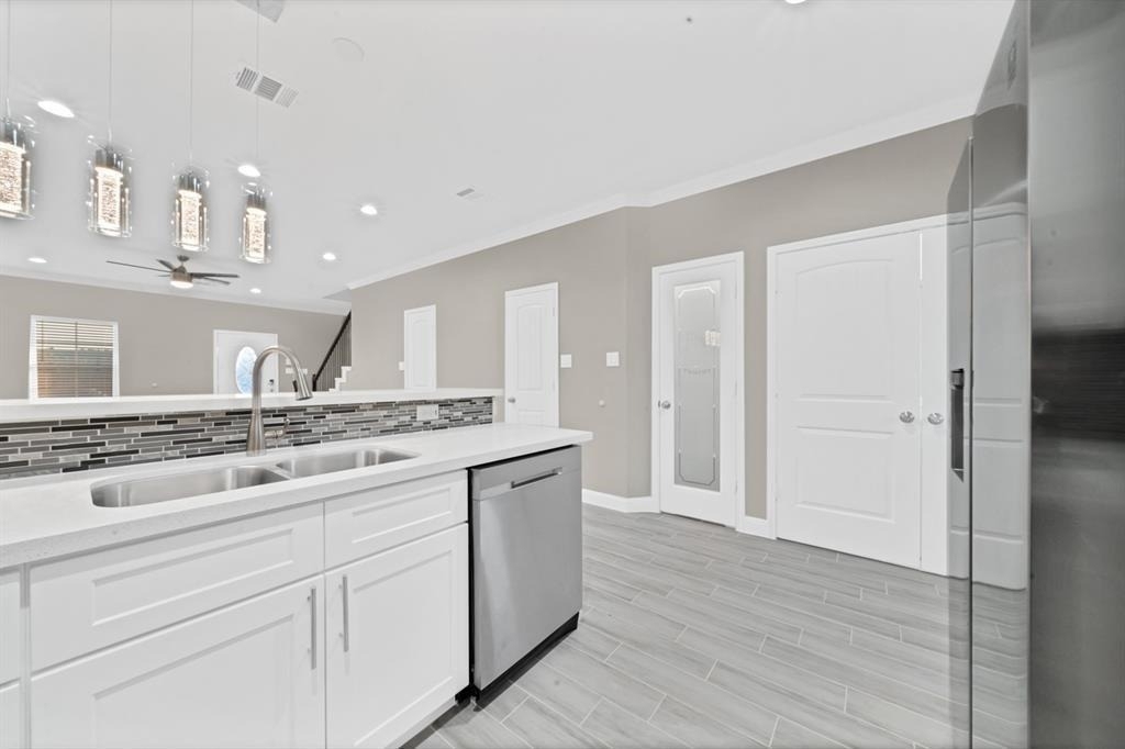 5807 Southmund Street - Photo 4