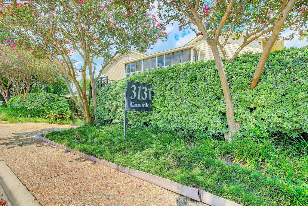 3131 Cummins Street - Photo 14