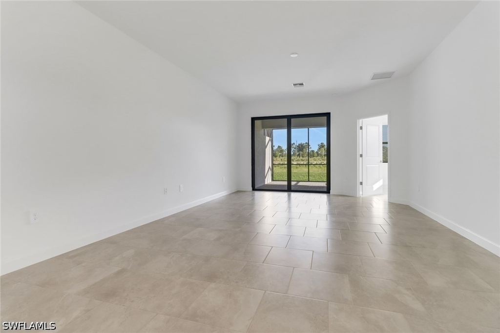 19728 Hinkley Drive - Photo 7