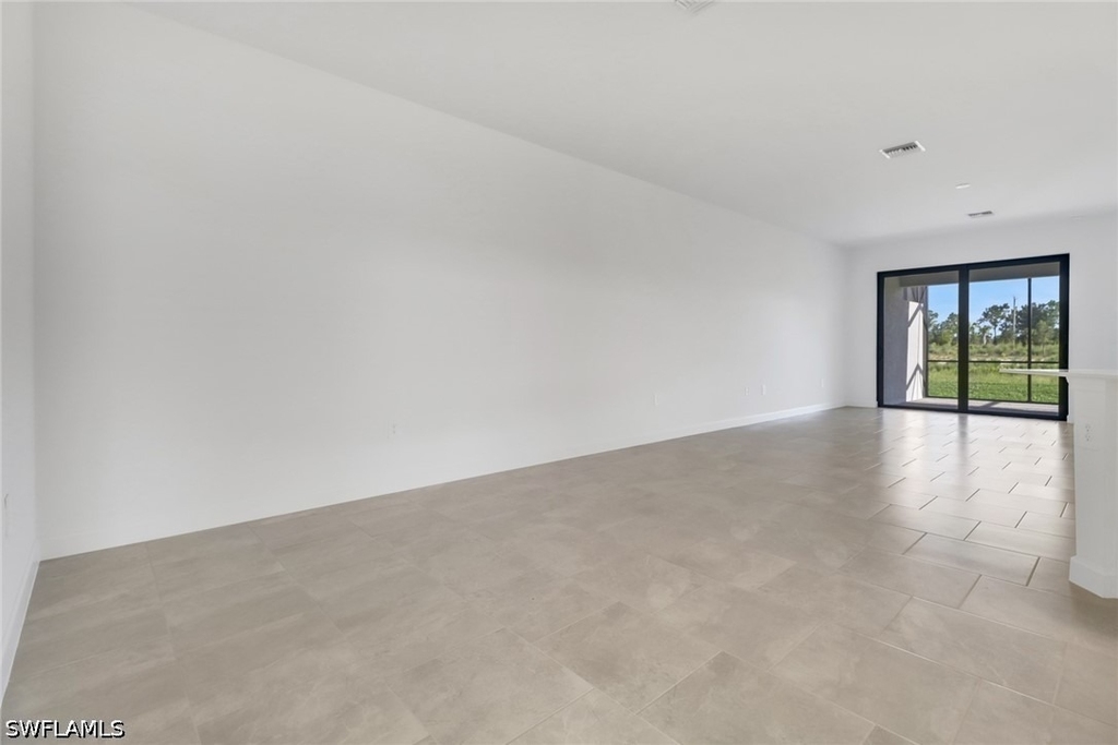 19728 Hinkley Drive - Photo 9