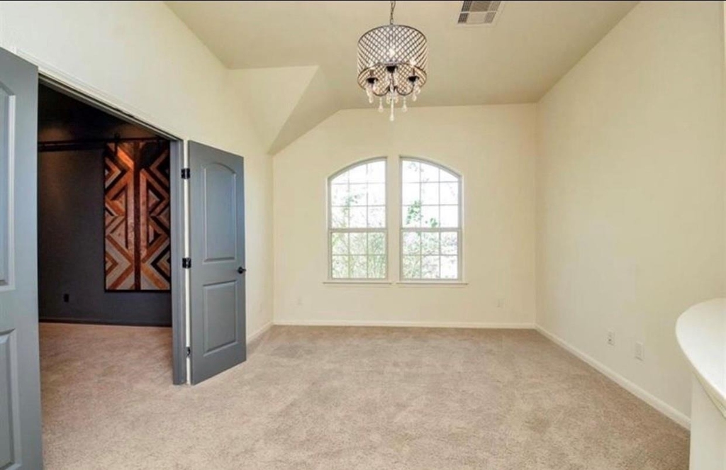 2703 Bonnie Bray Dr Drive - Photo 20