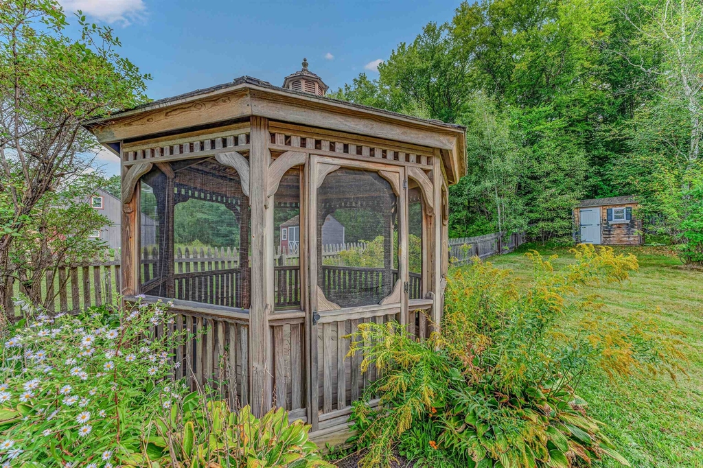 400 Route 18 - Photo 39