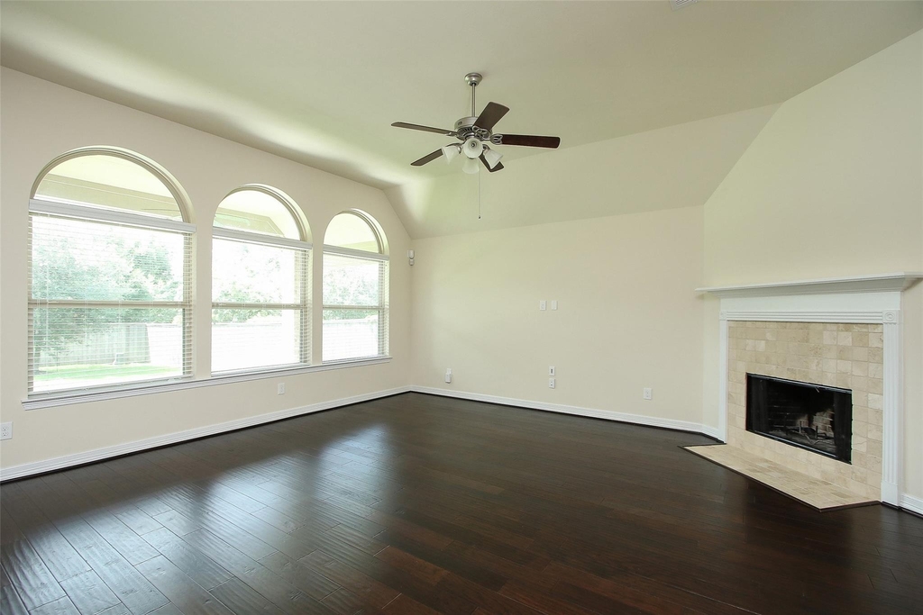 34 Estherwood Place - Photo 7