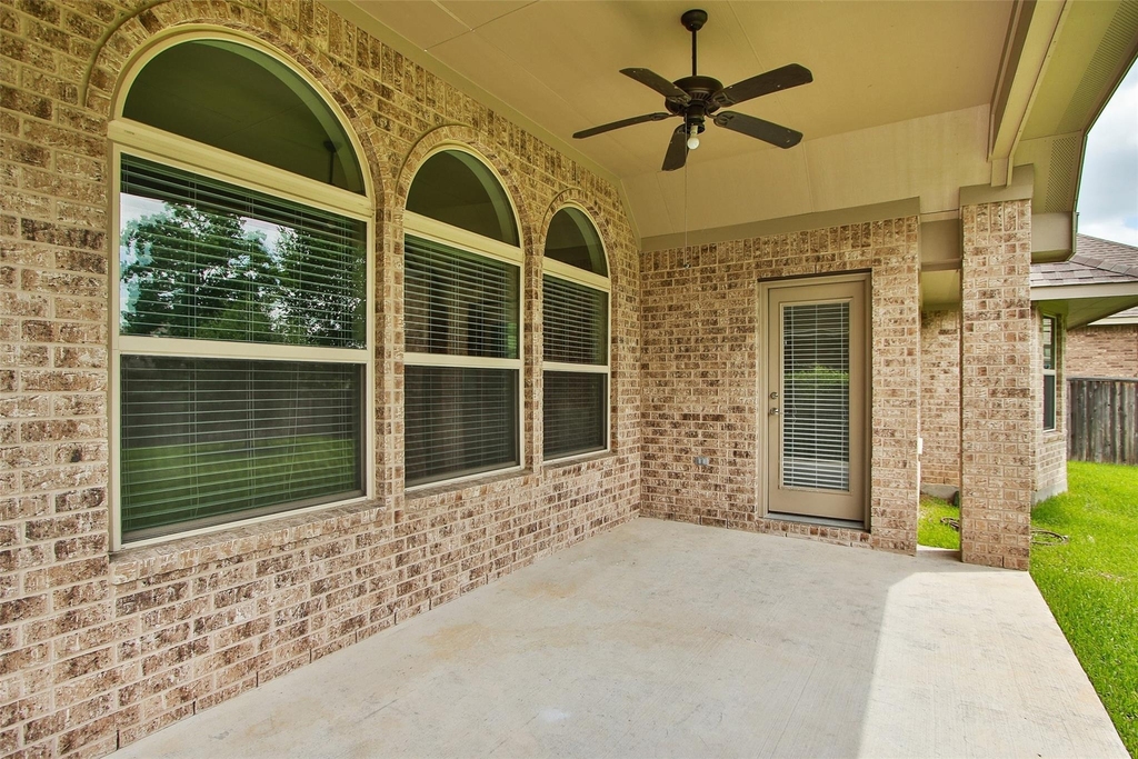 34 Estherwood Place - Photo 27