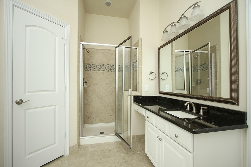 34 Estherwood Place - Photo 15