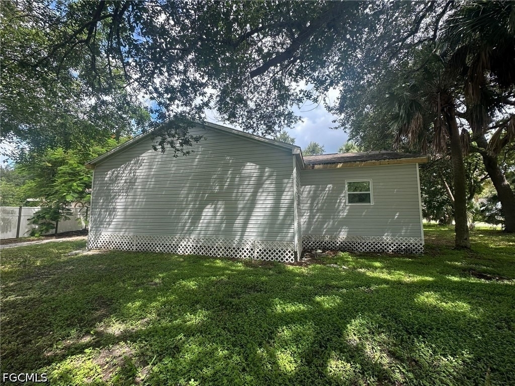 2371 Lafayette Street - Photo 2