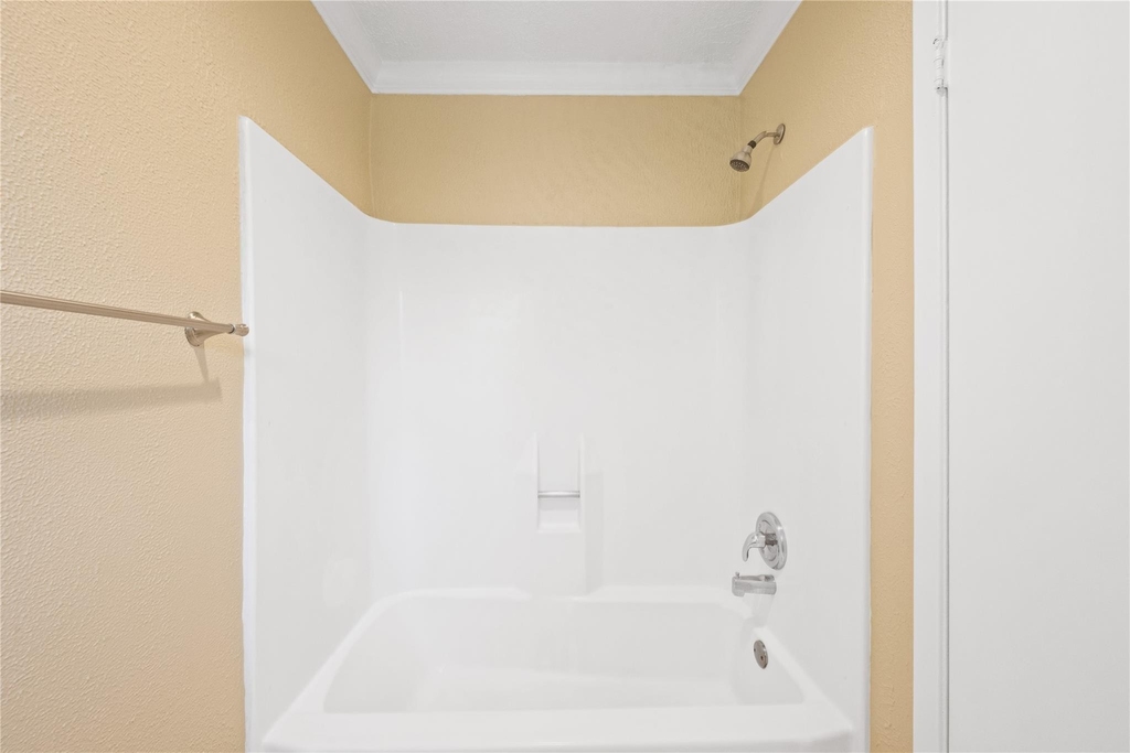 5050 Spring Forest Drive - Photo 14