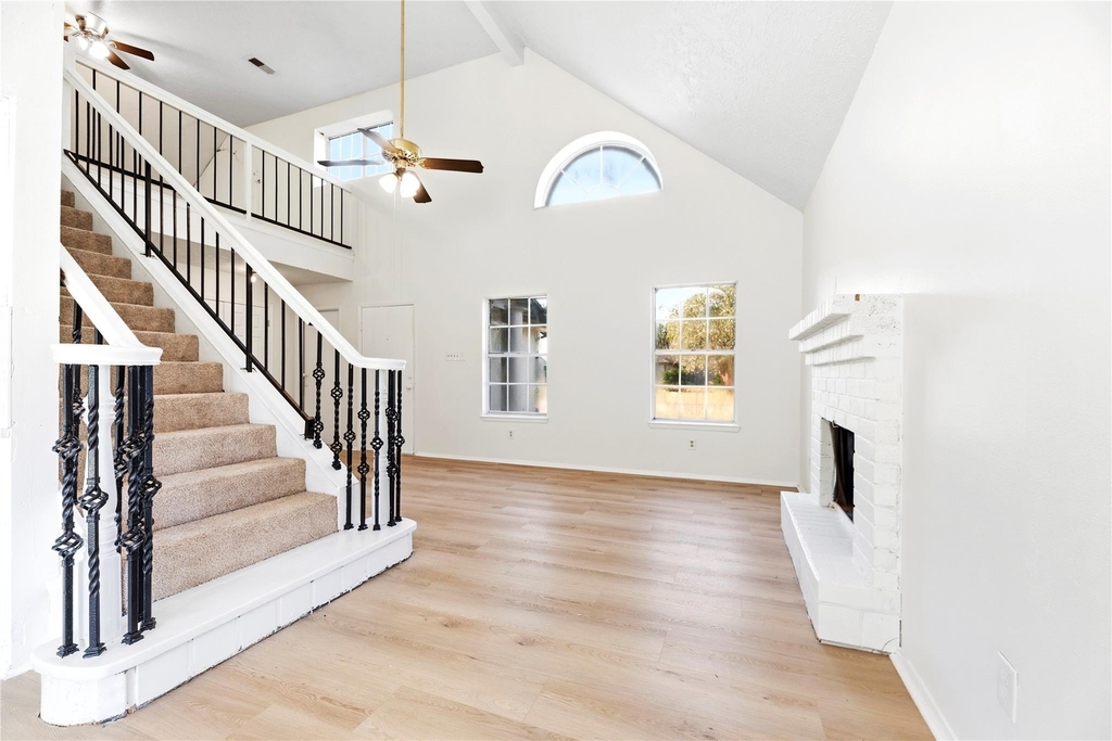 7526 Gulfbriar Place - Photo 4