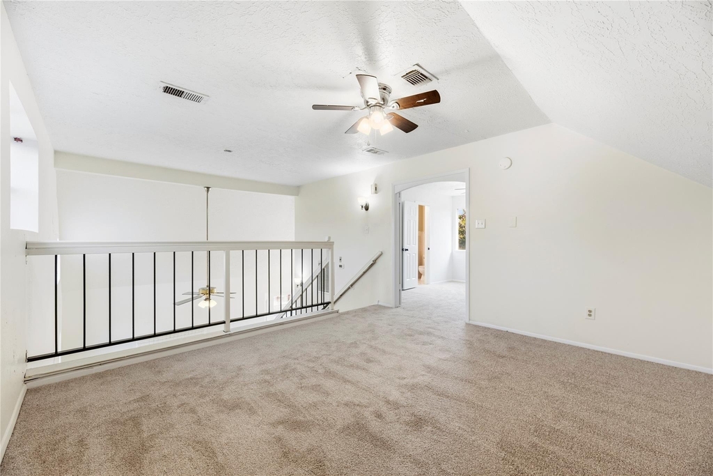 7526 Gulfbriar Place - Photo 12