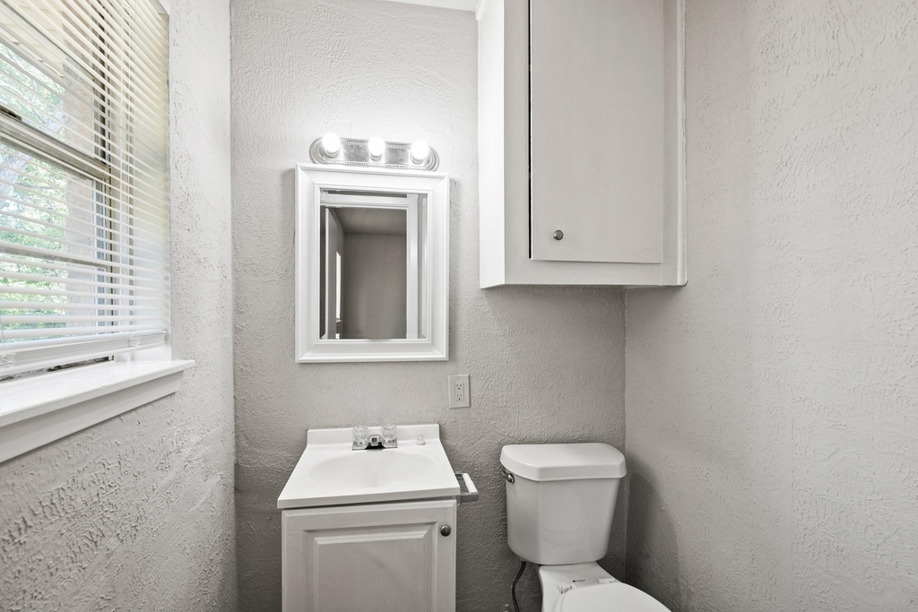 5023 Shorehaven Circle - Photo 8