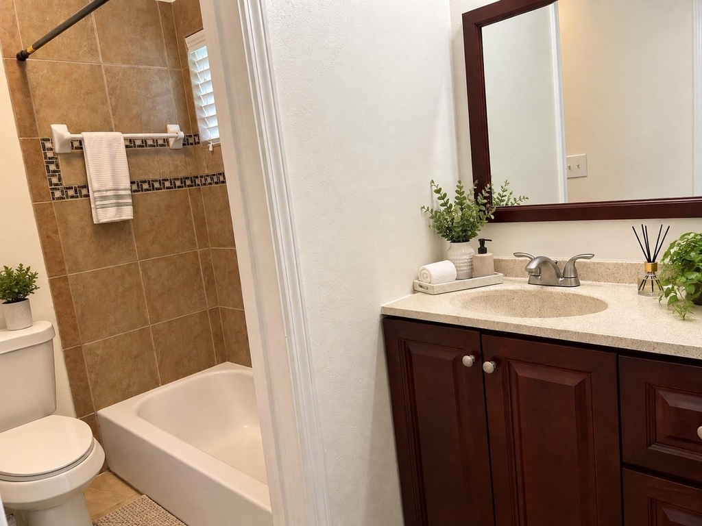 8831 Hendon Ln - Photo 15