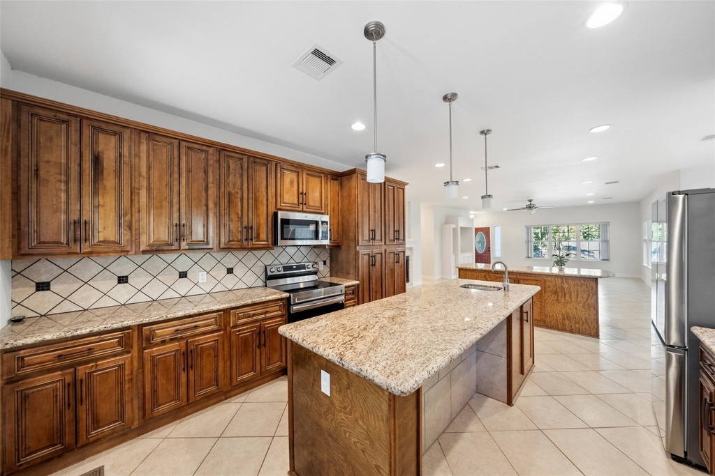 110 Lords Circle - Photo 11