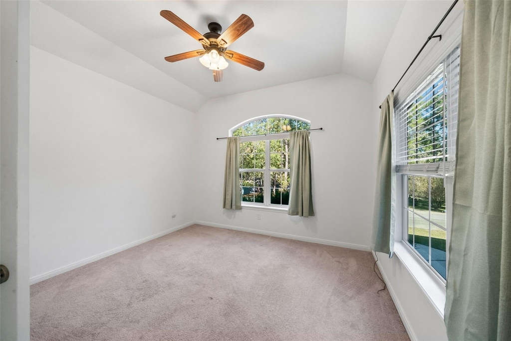 110 Lords Circle - Photo 17