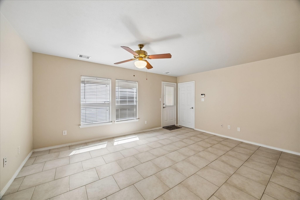 2635 Woodridge Cove Drive - Photo 14