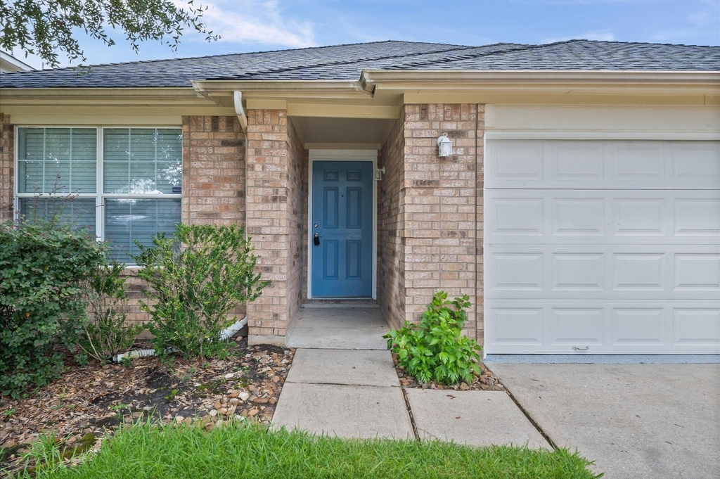 15823 Aldridge Creek Court - Photo 1