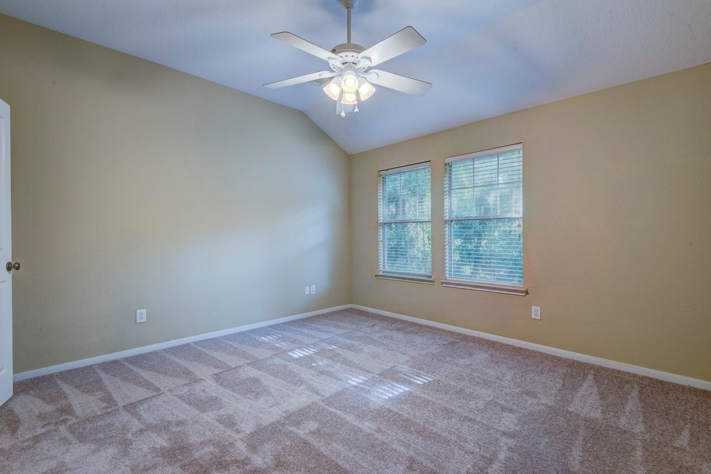 26 Stone Creek Place - Photo 14