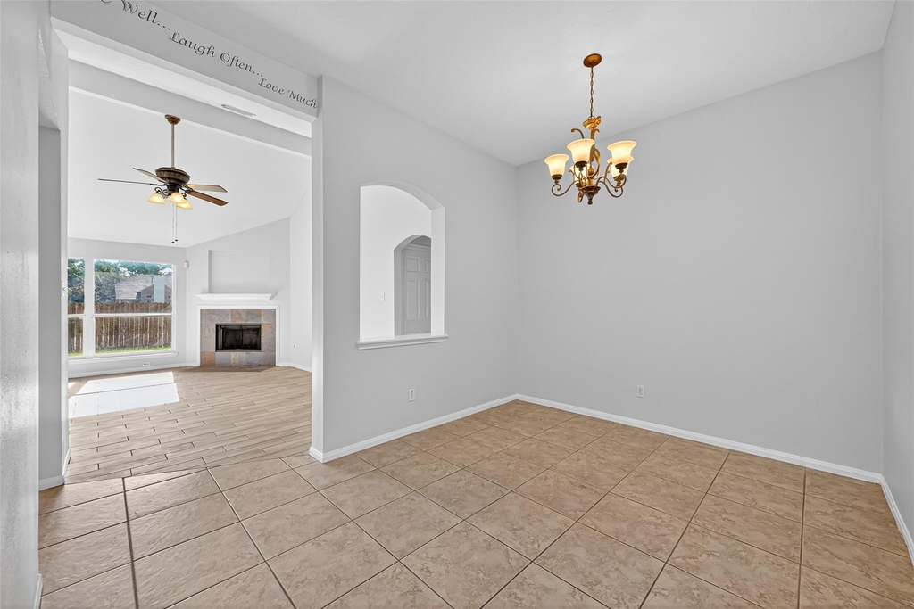 16414 Sylvan Dale Drive - Photo 4