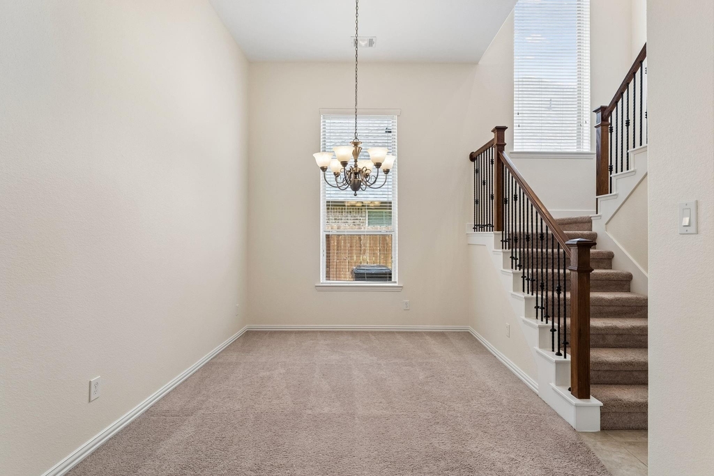 27943 Castle Park Lane - Photo 8