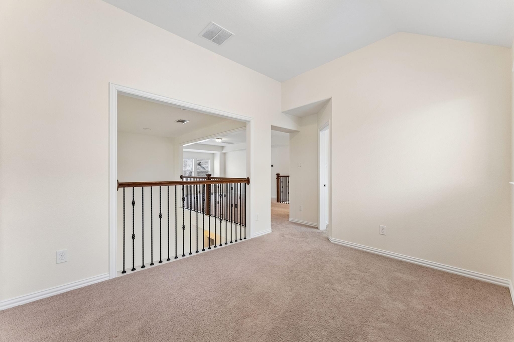 27943 Castle Park Lane - Photo 37