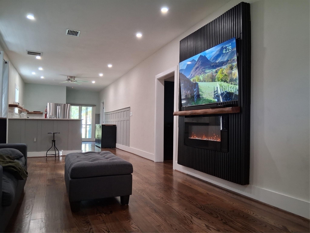7335 Santiago Street - Photo 3