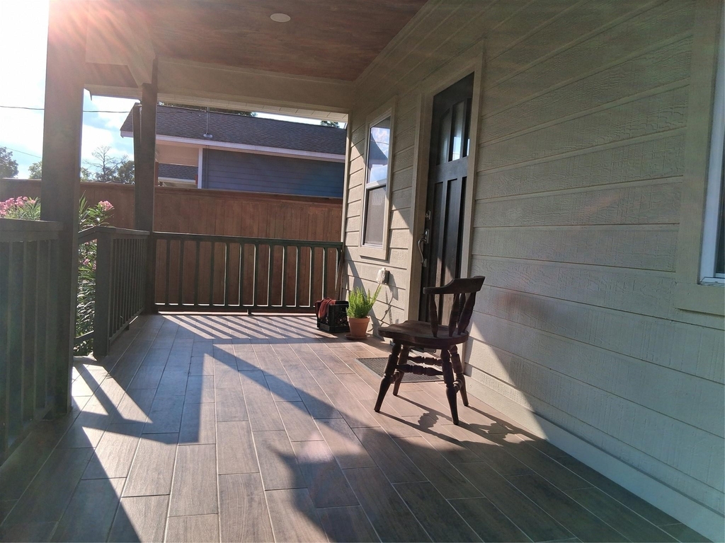 7335 Santiago Street - Photo 2