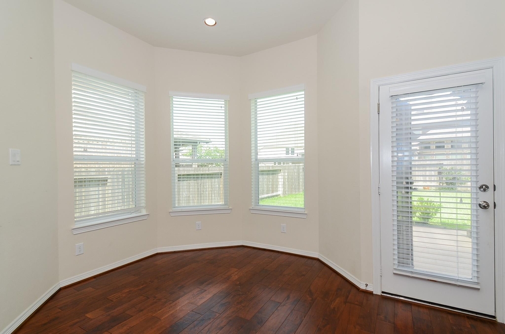 27031 Drybank Creek Lane - Photo 14