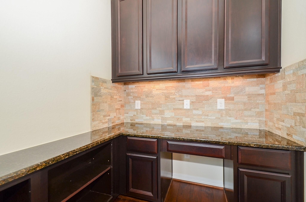 27031 Drybank Creek Lane - Photo 13