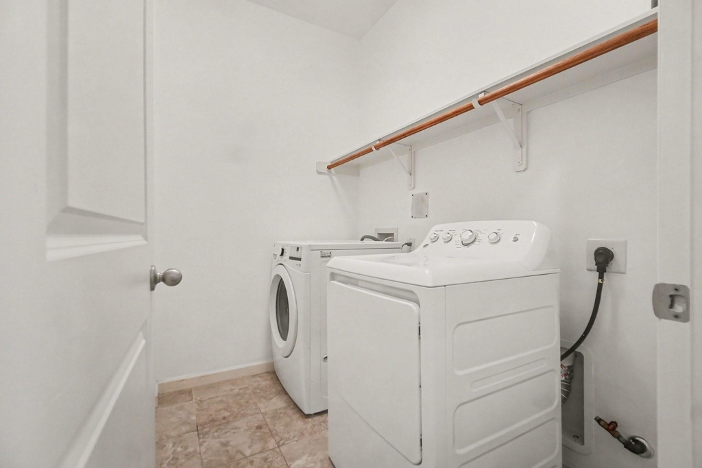 3413 Omega Street - Photo 8