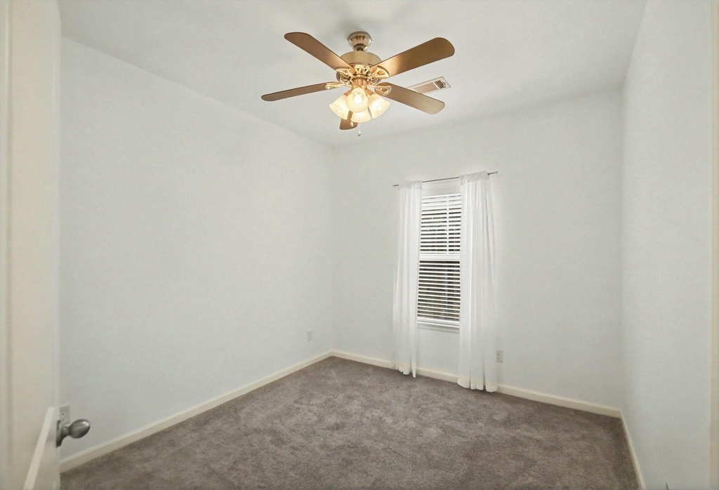 3413 Omega Street - Photo 17