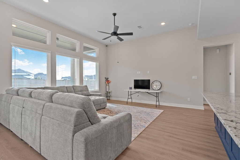 1211 Morning Rose Drive - Photo 10