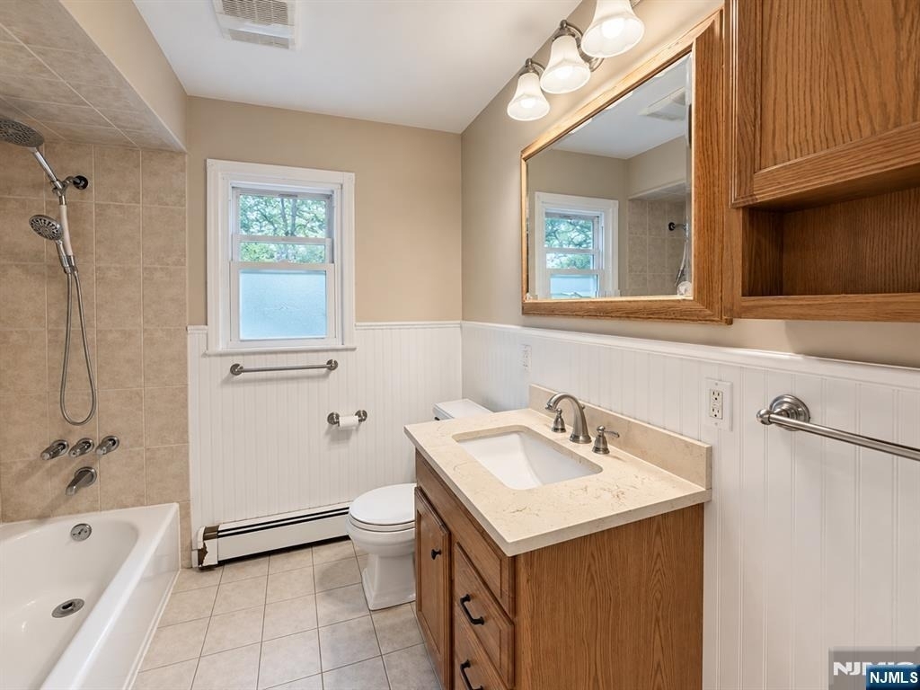 84 Colgate - Photo 4