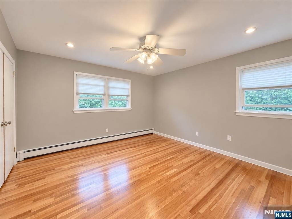84 Colgate - Photo 3