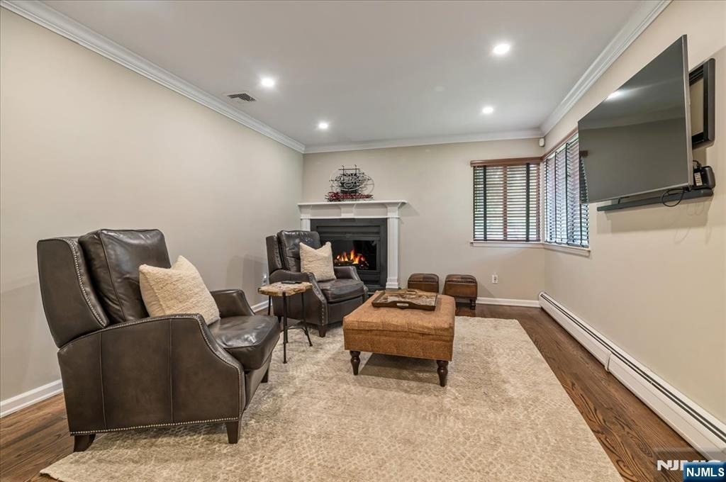 54 Spruce - Photo 9