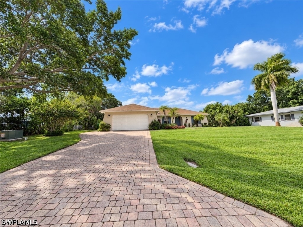 1228 Lastrada Lane - Photo 1