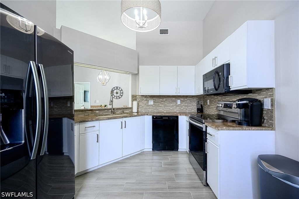 583 Beachwalk Circle - Photo 10
