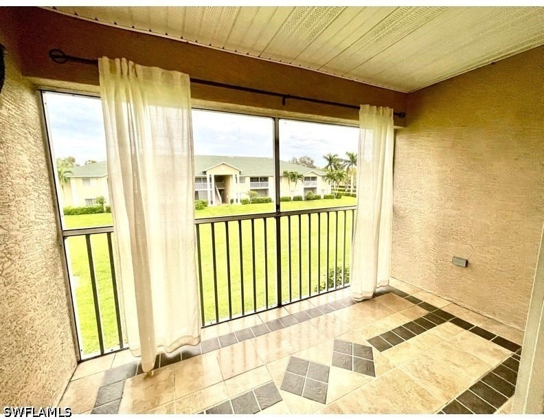 27095 Matheson Avenue - Photo 9