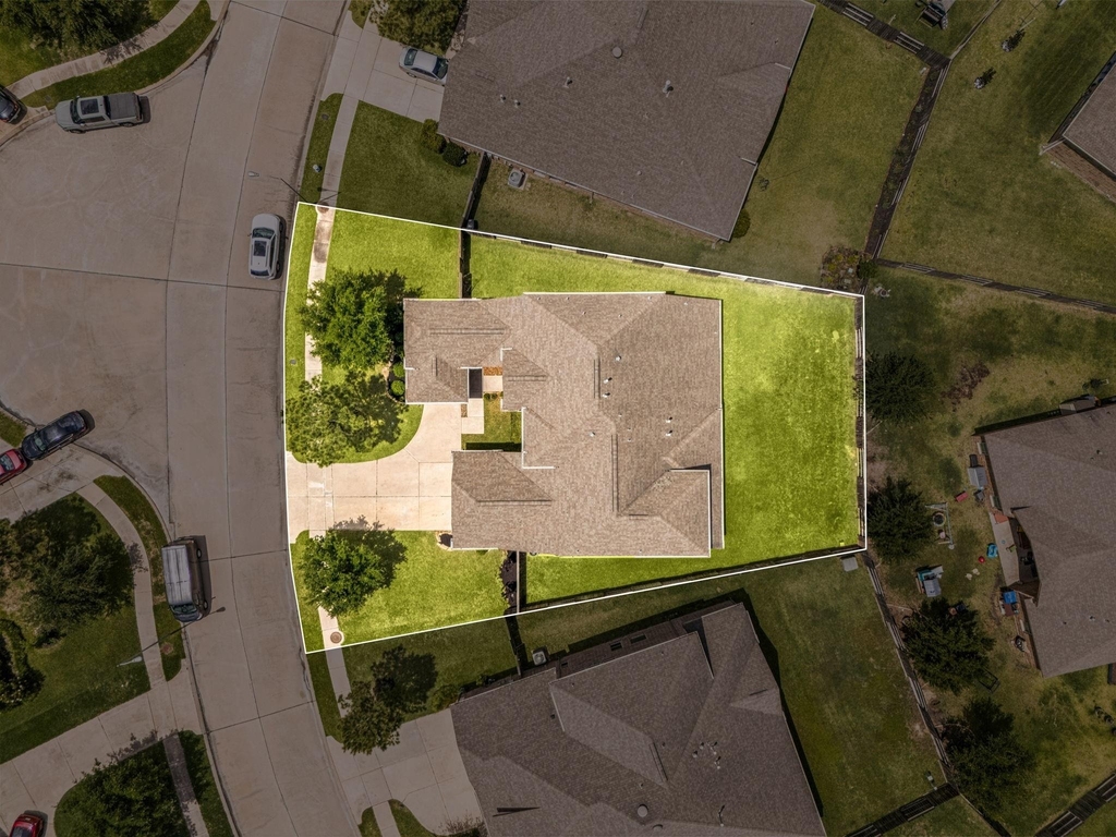 9338 Taylor Cliff Lane - Photo 40