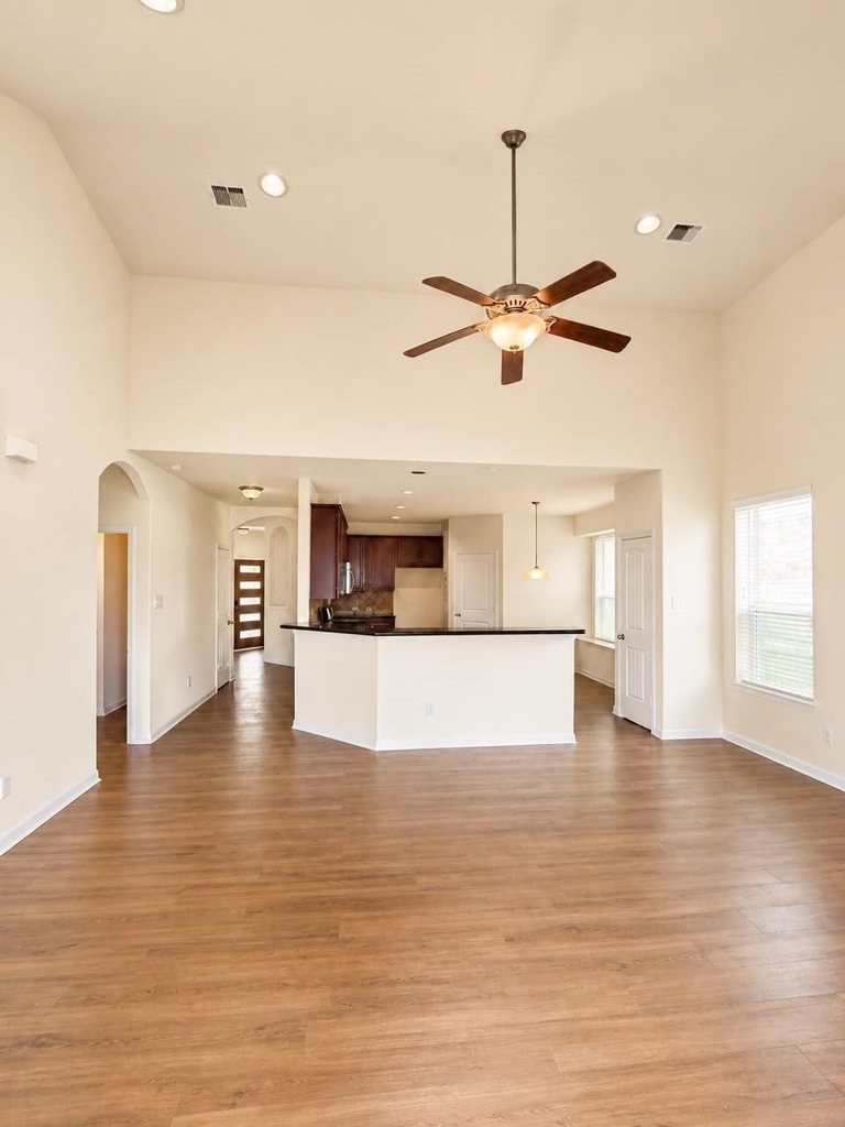 7827 Mesquite Manor Ln - Photo 0