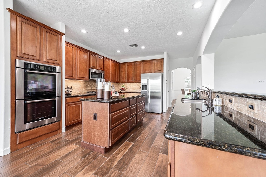 1418 Wellshire - Photo 14
