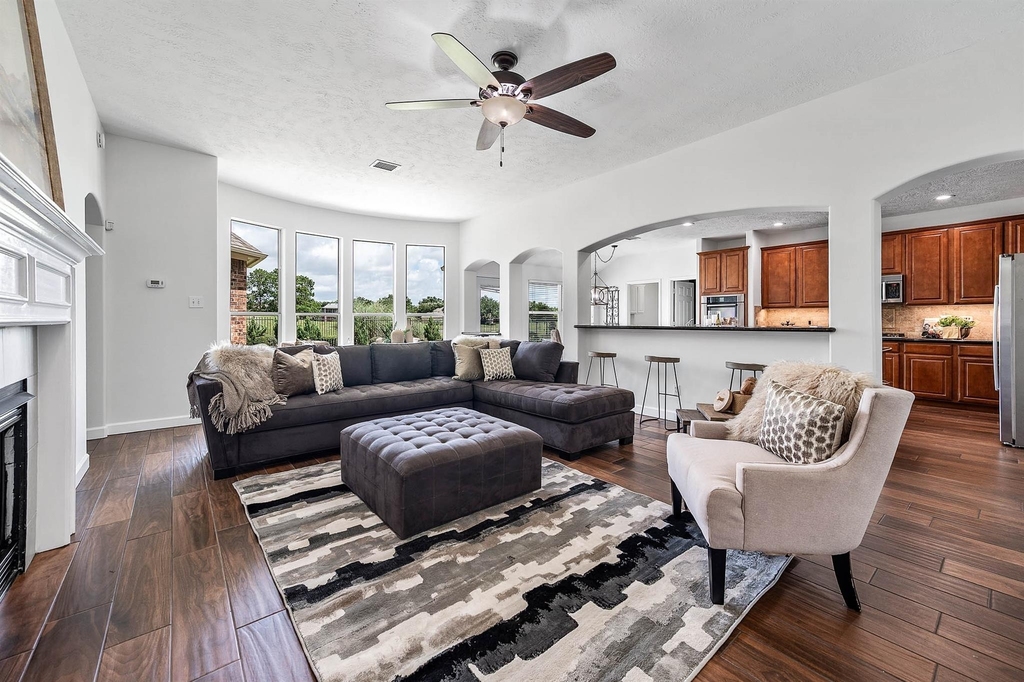 1418 Wellshire - Photo 0
