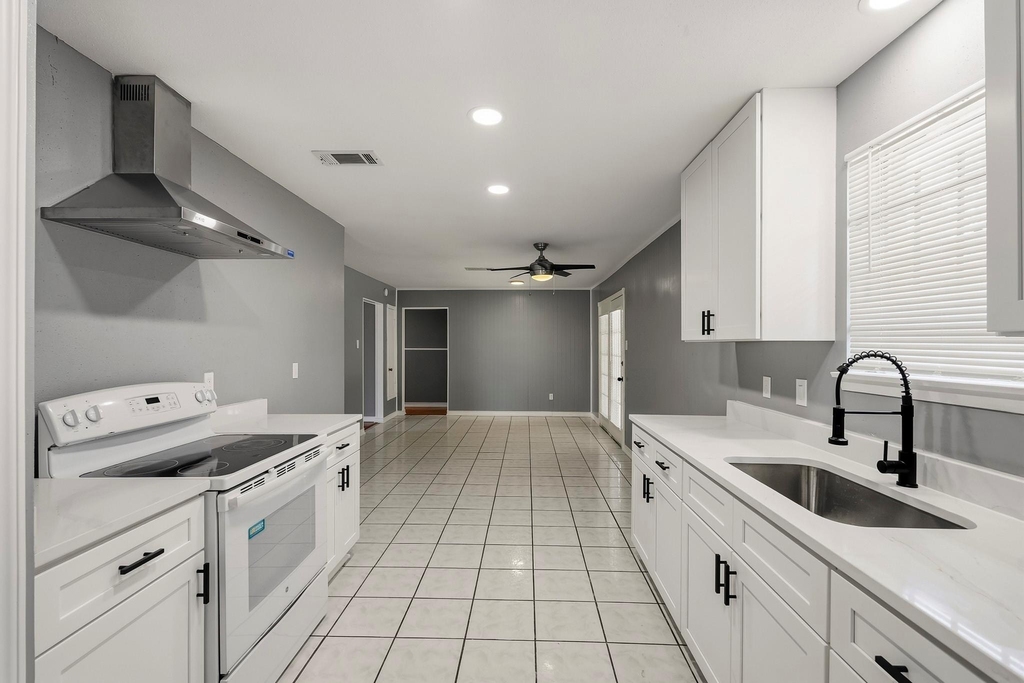5223 Heathercrest Street - Photo 8