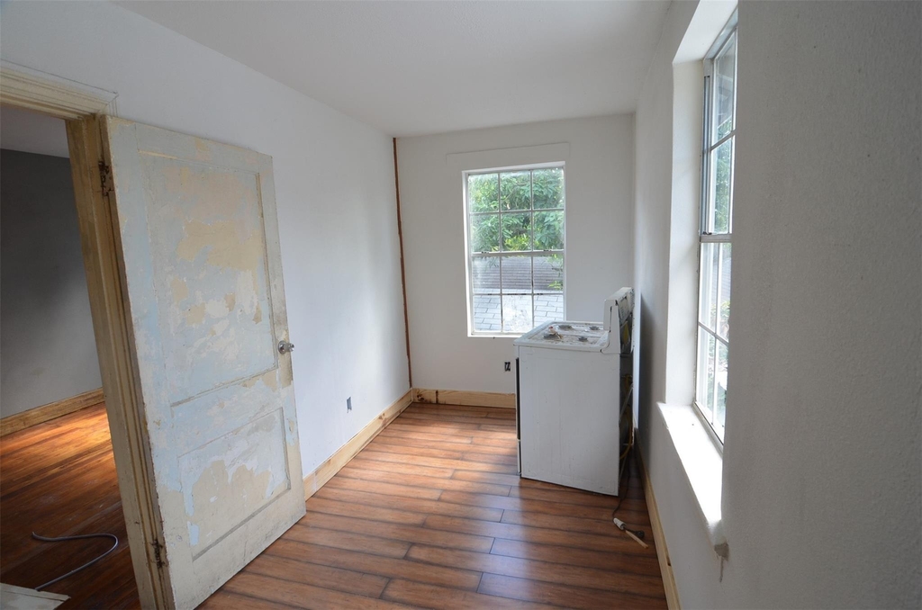 2123 Marion Street - Photo 20