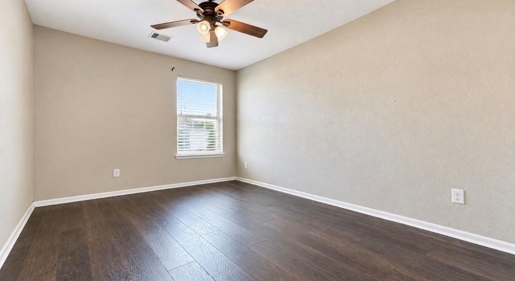 3609 Belmore Lane - Photo 23