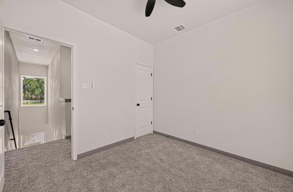 8306 Tidwell Road - Photo 11
